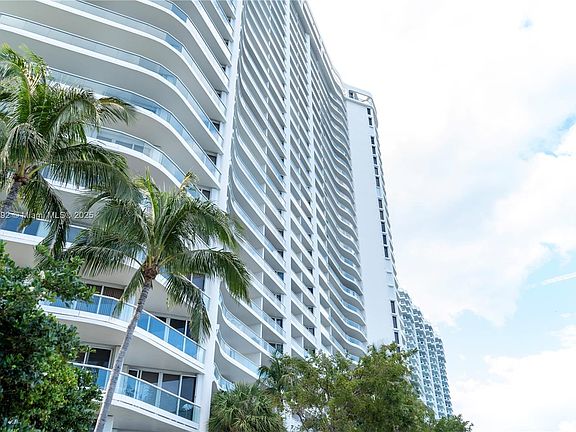 2nd image of 7000 Island Blvd APT 905