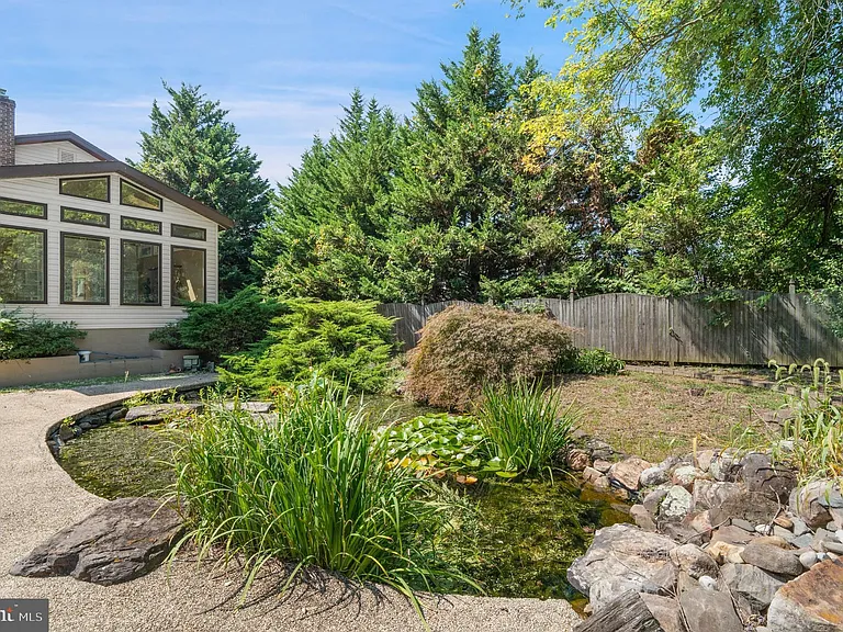 15729 Holly Grove Rd — Photo 65
