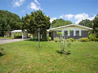 1967 Highland Forest Dr, Mobile, AL 36618