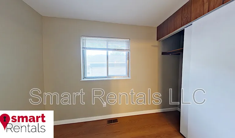 1504 Redman Blvd — Photo 6
