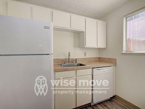 5th image of 2415 E 30th St APT A