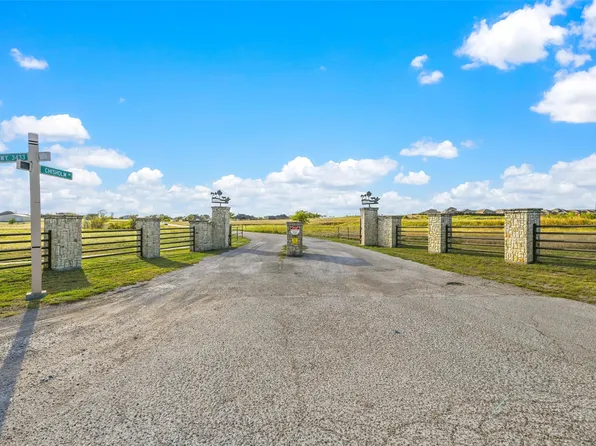 N Savanna Dr, Rhome, TX 76078