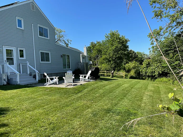 49 S Fairview Ave — Photo 16