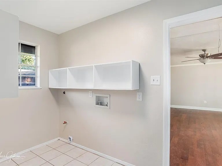7617 Tampa Way — Photo 11