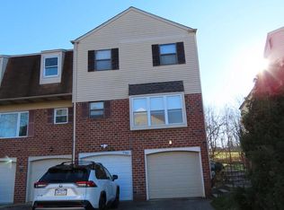 9343 Banes St #A, Philadelphia, PA 19115
