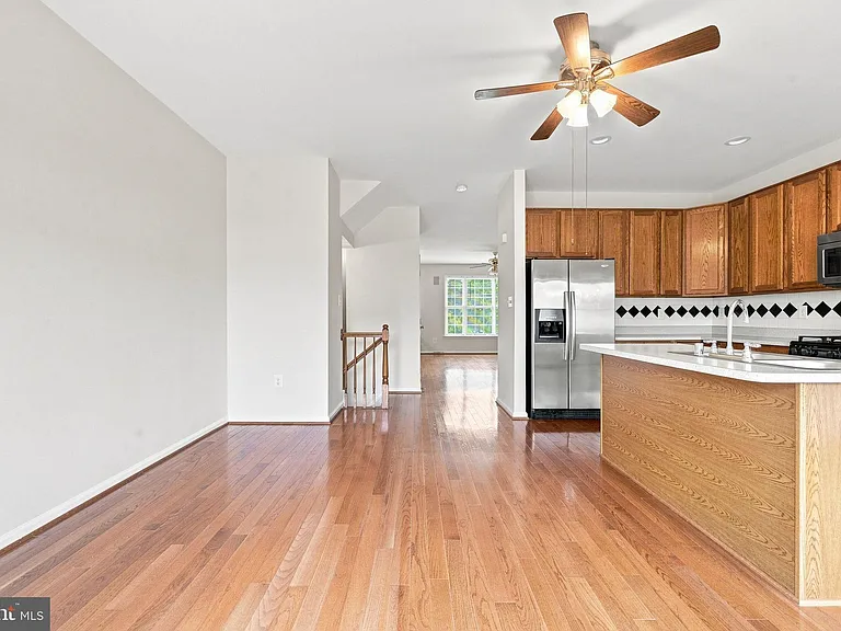 6147 Early Autumn Dr — Photo 13