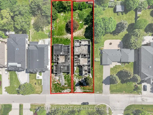 21 A Long Hill Dr, Richmond Hill, ON L4E 3M5