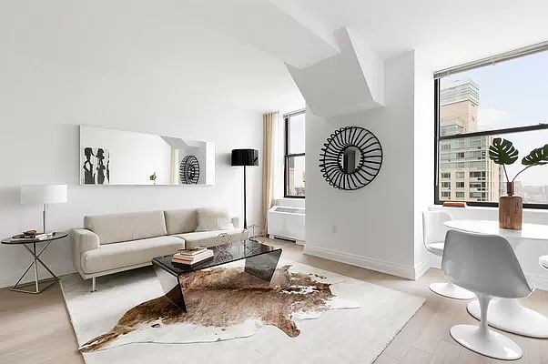 1st image of 70 Pine St APT 1813