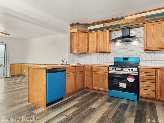 5th image of 2789 Wellesley Dr