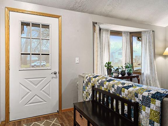 5th image of 13361 Wellington Cir