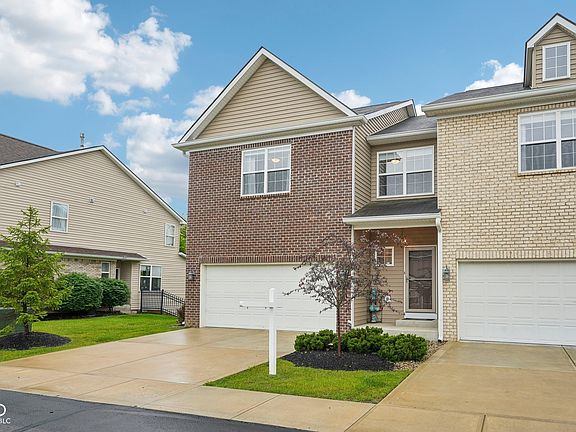 3rd image of 9749 Thorne Cliff Way Unit 105