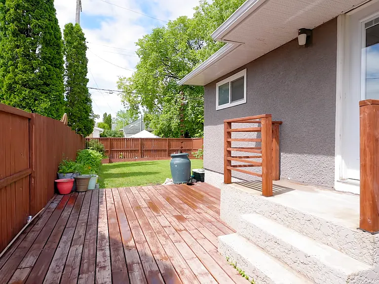 691 Jackson Ave #691 — Photo 23