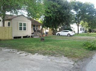 221 E Vanderbilt Dr, Corpus Christi, TX 78415