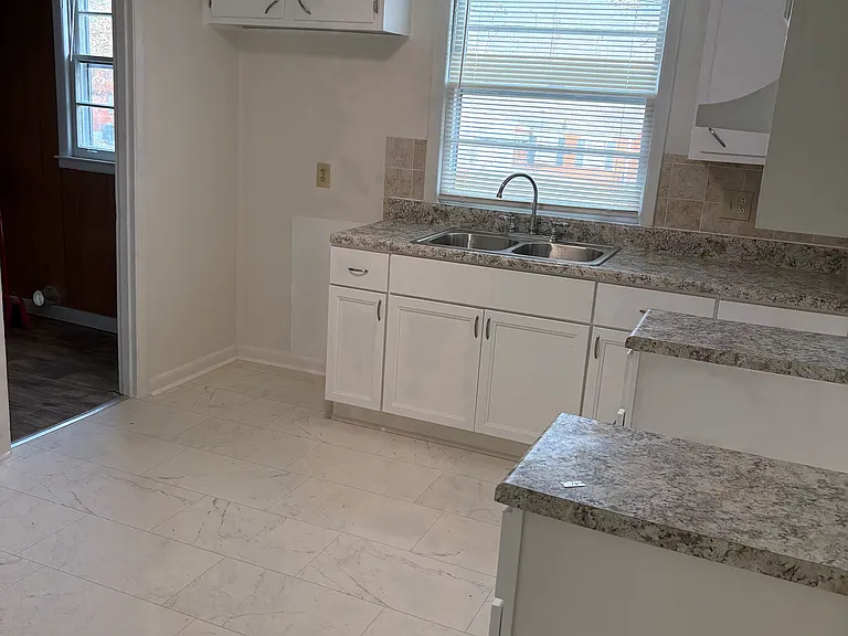 3225 Panorama Dr — Photo 4