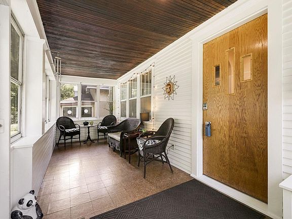 2nd image of 1258 Charles Ave