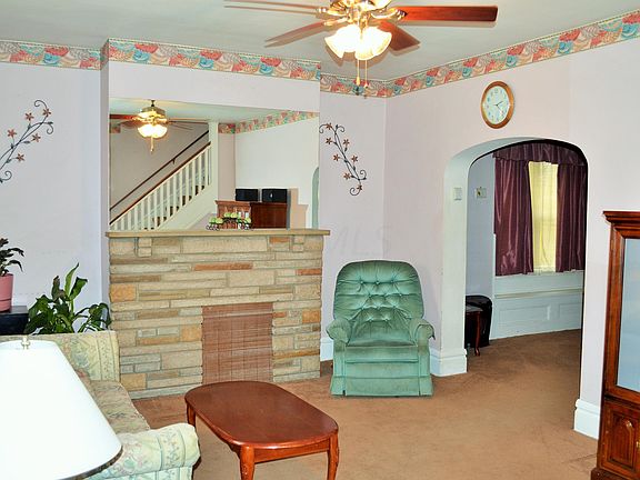 2nd image of 73 Eureka Ave