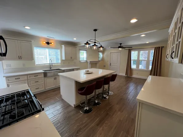 3110 Brockton Ave #B, Riverside, CA 92501