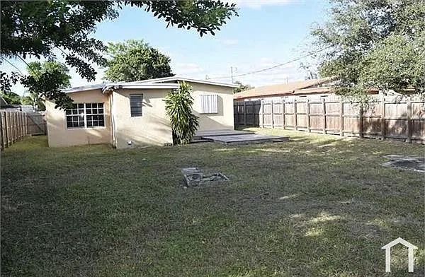 4 bed, 1435 sqft, $3,200 — Photo 3