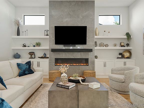 4th image of 7501 S Chestnut Ave