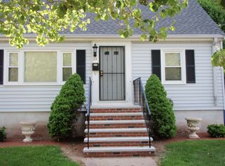 23 Windham Rd, Hyde Park, MA 02136