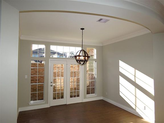5th image of 4503 Glennwell Ct