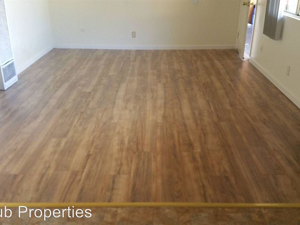2nd image of 1575 Olive Ave APT 4