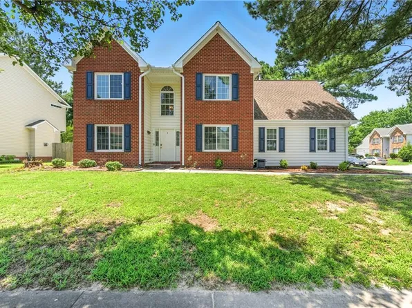 2 Watch Water Close, Portsmouth, VA 23703