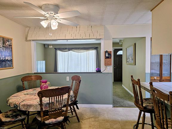 4th image of 27151 Clarpointe Dr