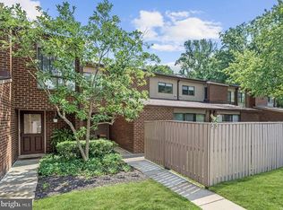33 Saddle Ct #C, Baltimore, MD 21208