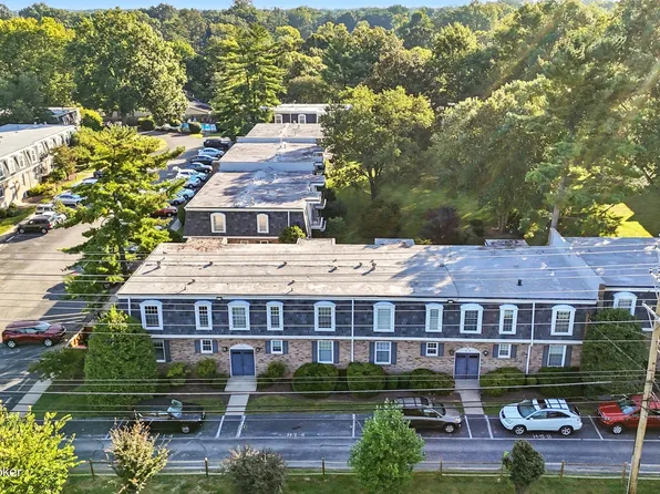 521 Zorn Ave APT H4, Louisville, KY 40206