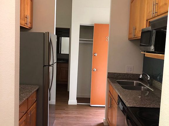 3rd image of 9447 166th Ave NE APT 304