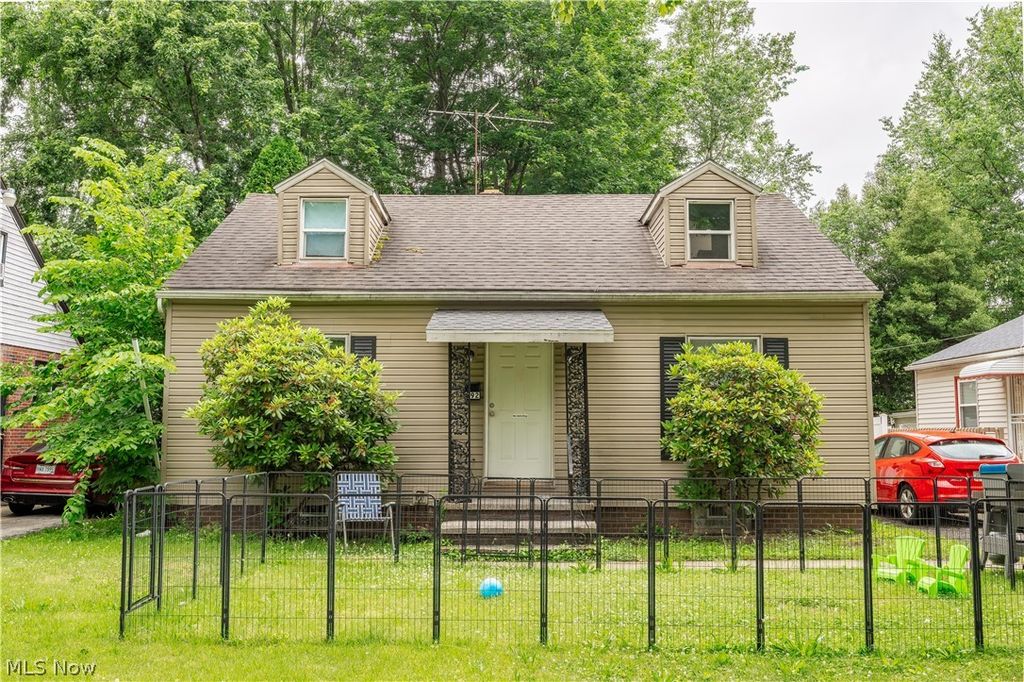 892 Hayden Ave, Akron, OH, Akron