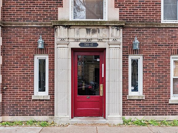 2nd image of 7307 N Wolcott Ave APT 2