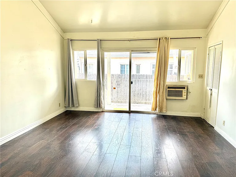 1148 S 2nd St — Photo 10