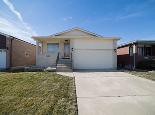 410 Campbell Ave, Calumet City, IL