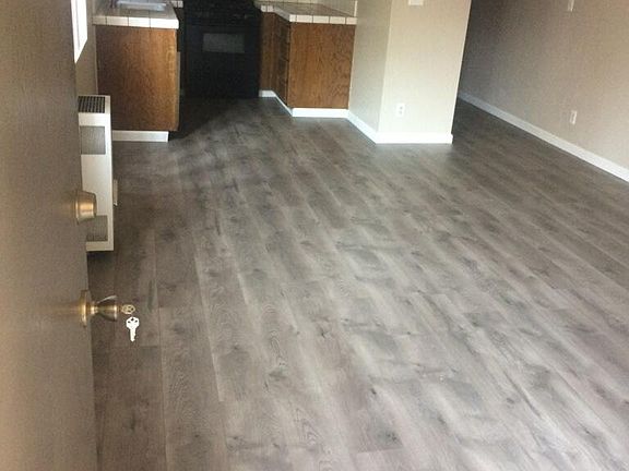 5th image of 13615 Cerise Ave APT 15