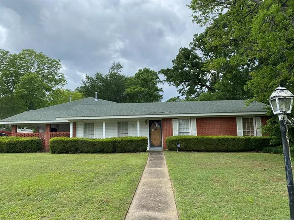 712 Sir Michael Dr, Montgomery, AL 36109