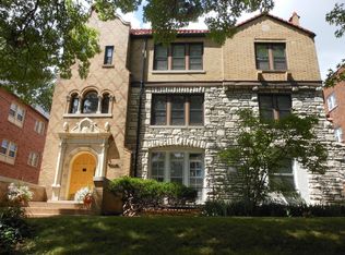 7537 Parkdale Ave, Clayton, MO 63105