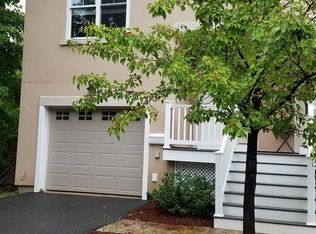 5 Lake St APT 5, Nashua, NH 03060