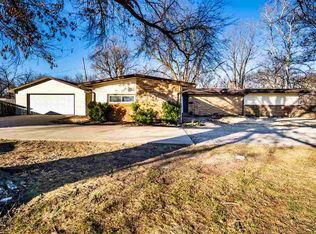 837 Anita Dr, Haysville, KS 67060
