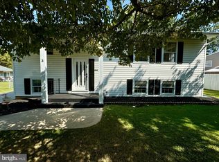 3 Gurnsey Dr, Newark, DE 19713