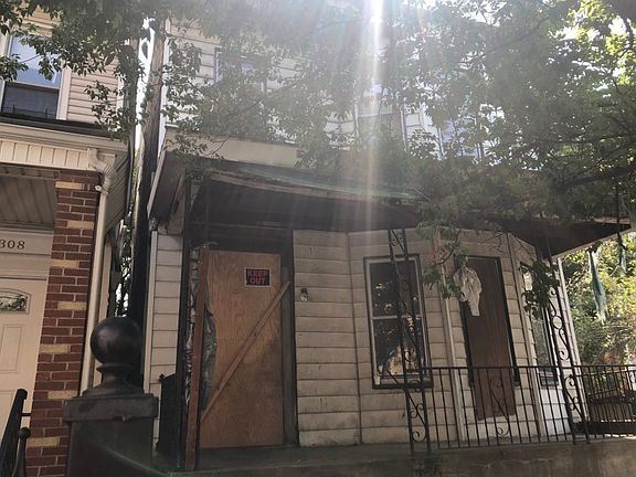 2nd image of 306 E 206th St