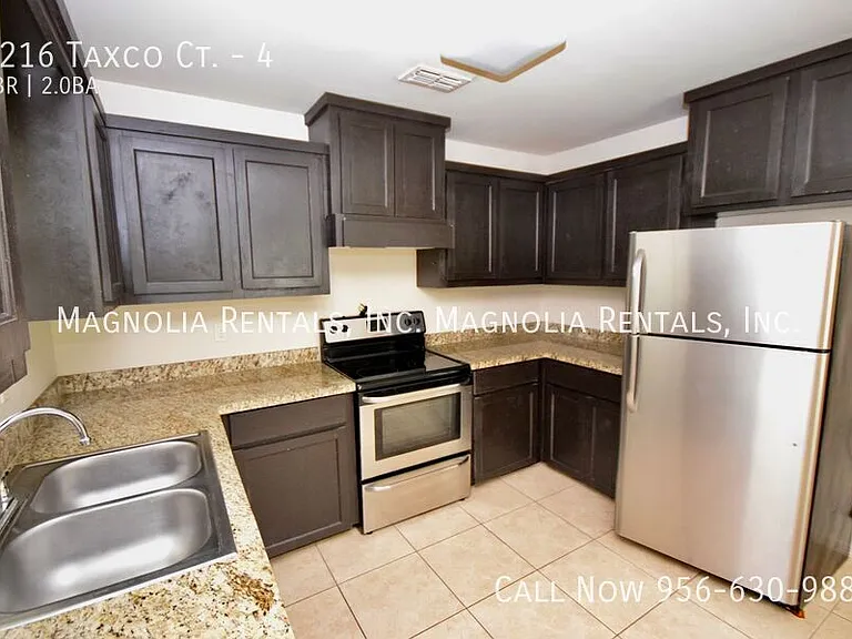 2216 Taxco Ct #4 — Photo 10