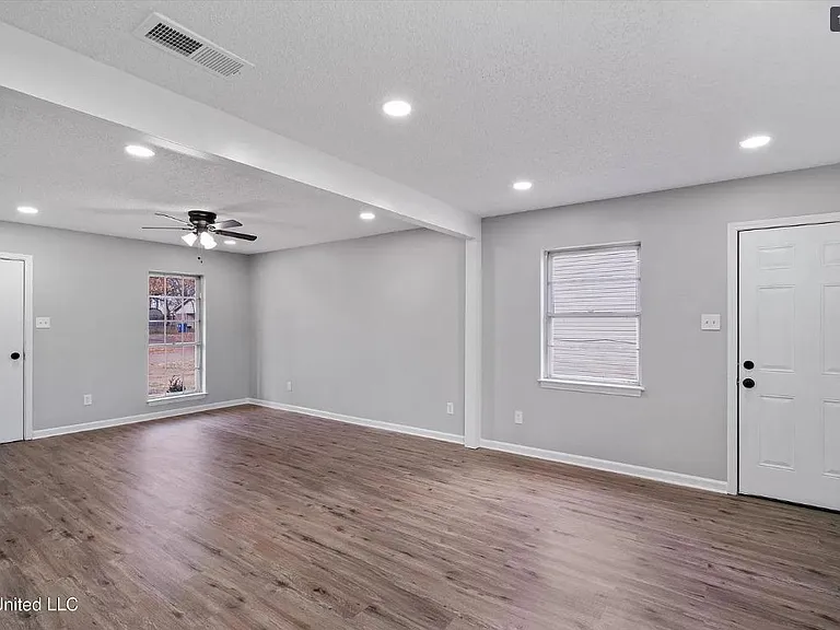 6540 Riverdale Rd #1 — Photo 11
