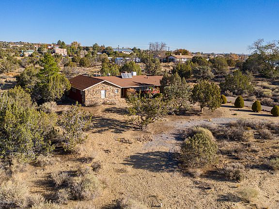 3rd image of 5530 Hill N Dale Dr