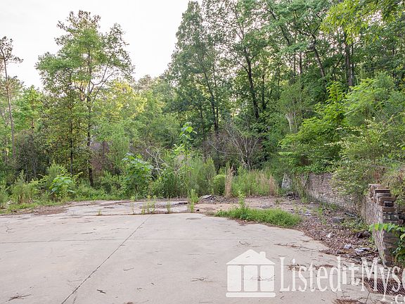 3rd image of 2330 Lime Rock Cir