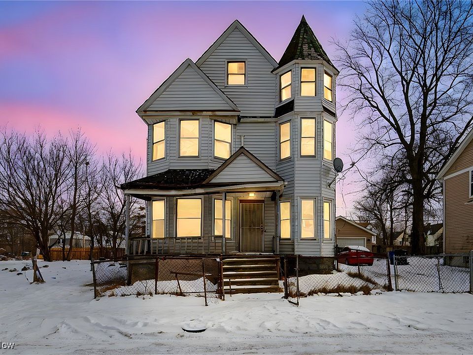 1st image of 1349 E 90th St