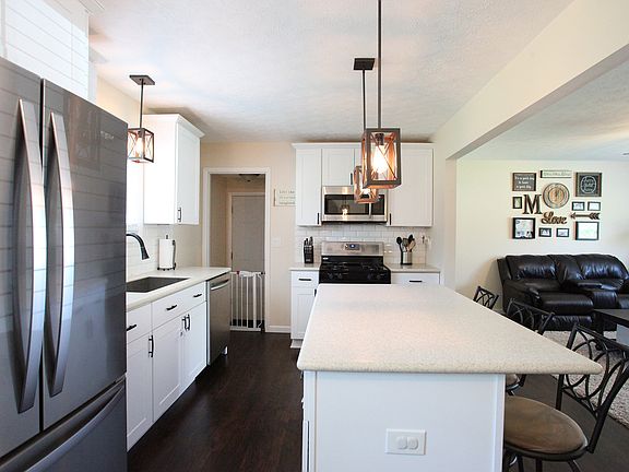 5th image of 139 Ashleigh Dr