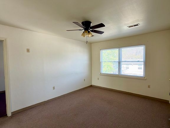 2nd image of 100 Sycamore Ct #107