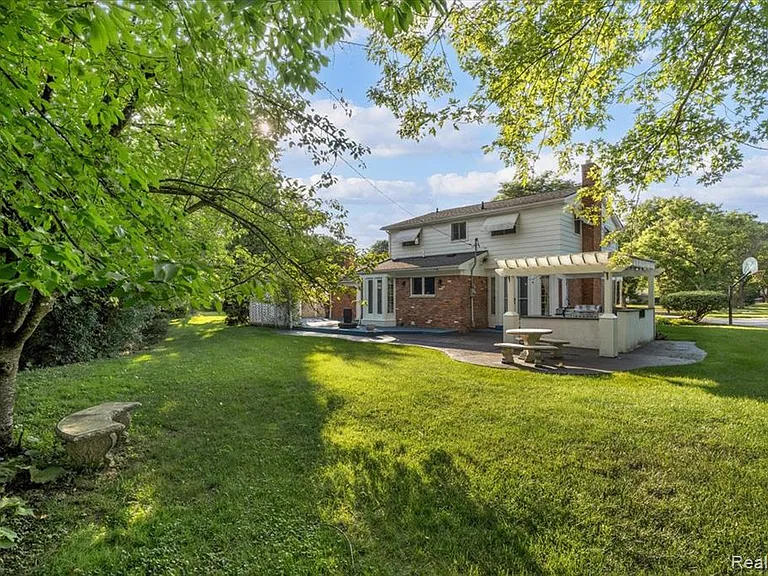 4158 Cherrywood Dr — Photo 48